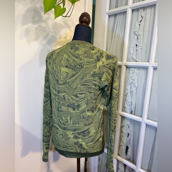 Lululemon yellow swirl 10 Run - Picture 2 of 6